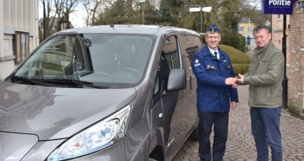 Elektrische auto voor politie Hekla: “Belangrijke stap naar groener wagenpark”